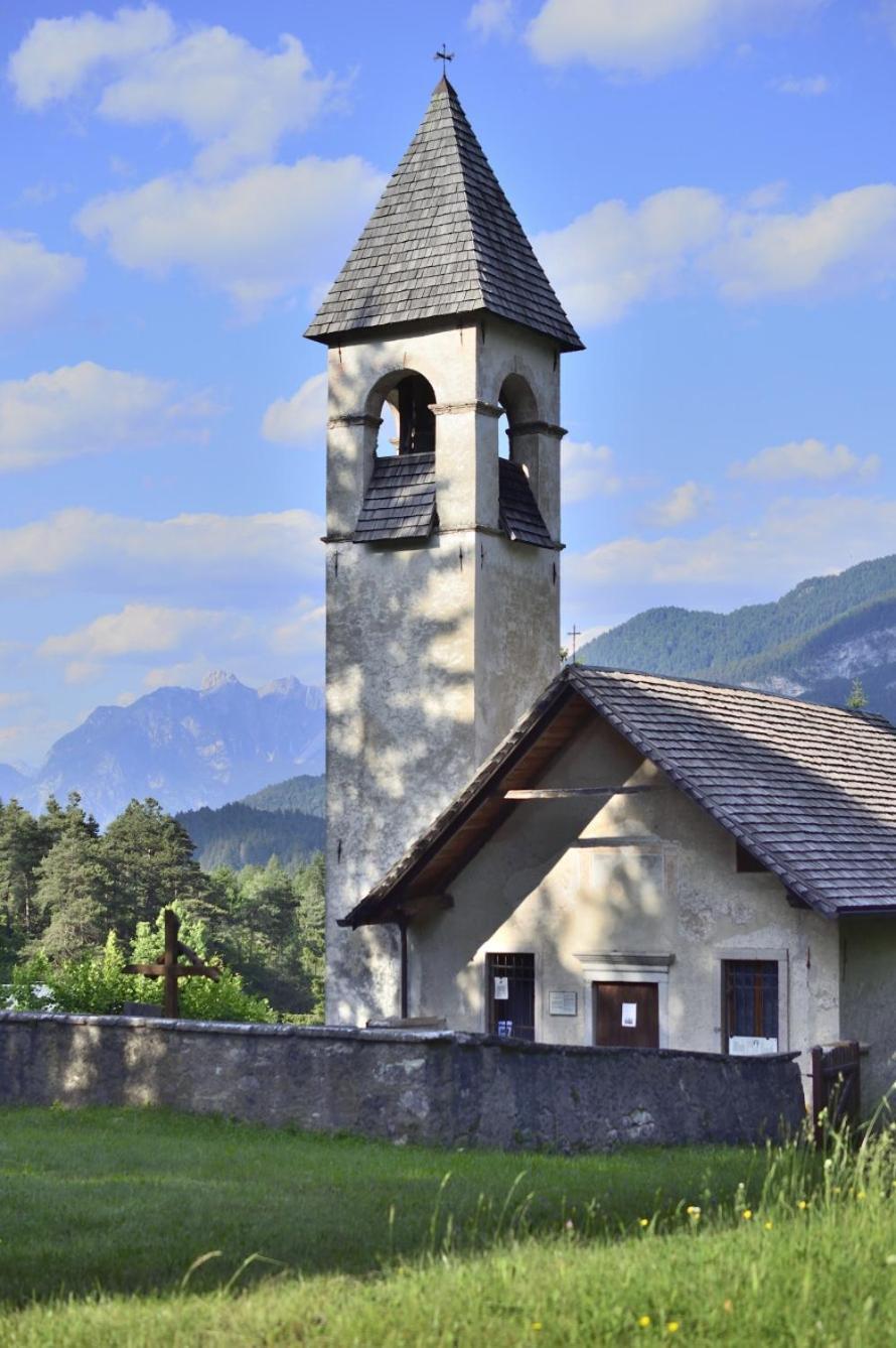 瓦莱迪卡多雷Agriturismo Borgo Damos别墅 外观 照片